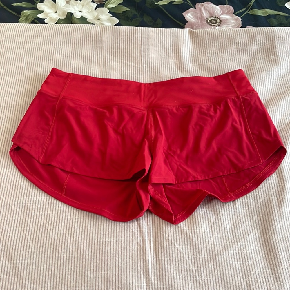 Lululemon Speed Up shorts